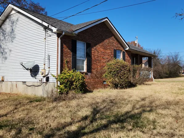 717 Garrison Dr, Nashville, TN 37207