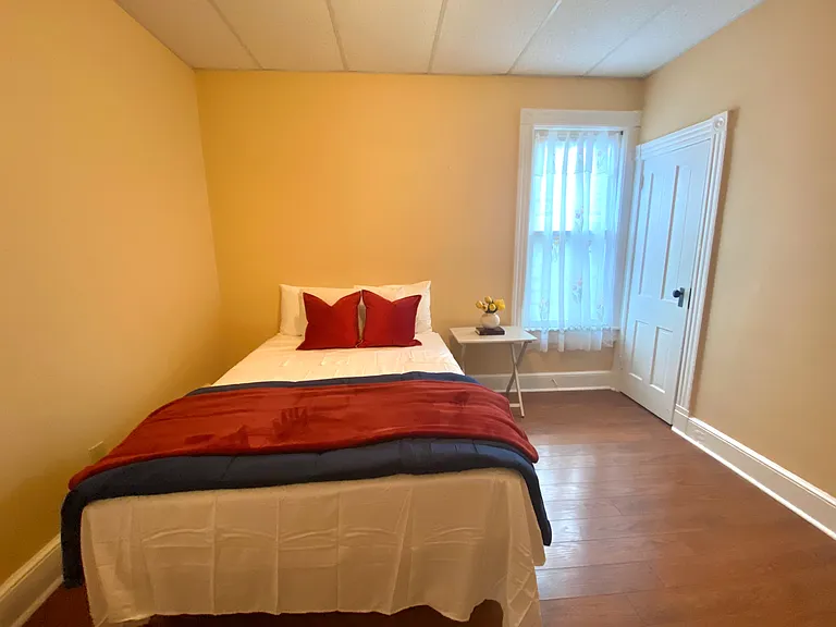 483 N Main St — Photo 7