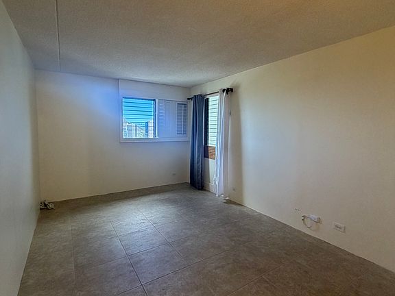 5th image of 2240 Kuhio Ave APT 3502