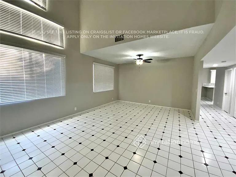 5509 Flora Spray St — Photo 7