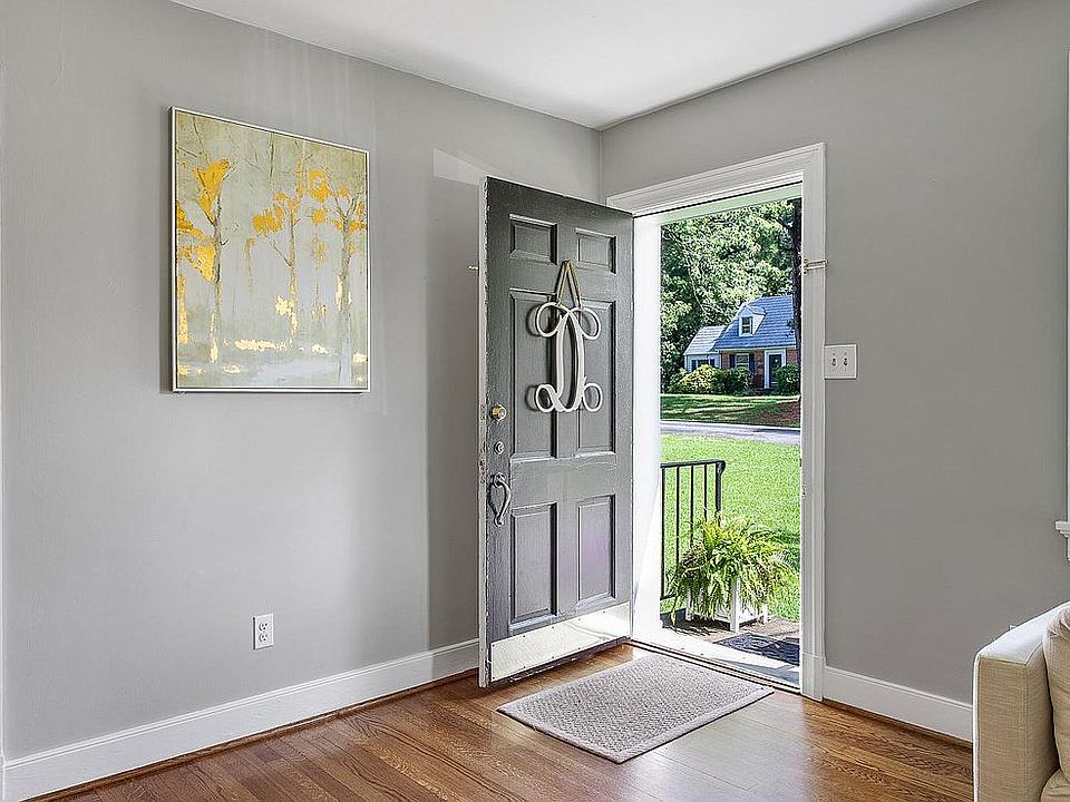 1st image of 5811 Pollard Dr