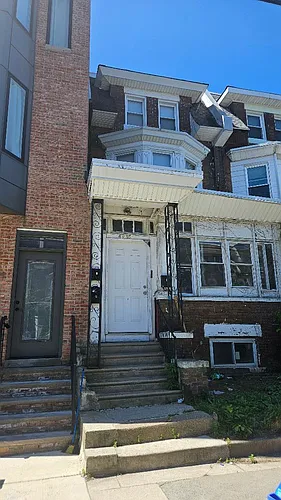 4936 Locust St Photo 1