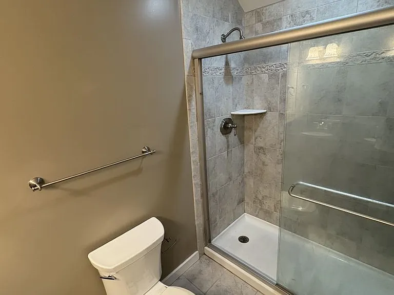 125 W. Saratoga St — Photo 28
