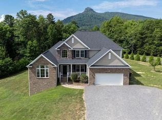 1322 Black Mountain Rd, Pilot Mtn, NC 27041