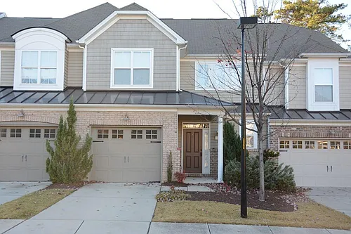 1066 Kingston Grove Dr Photo 1