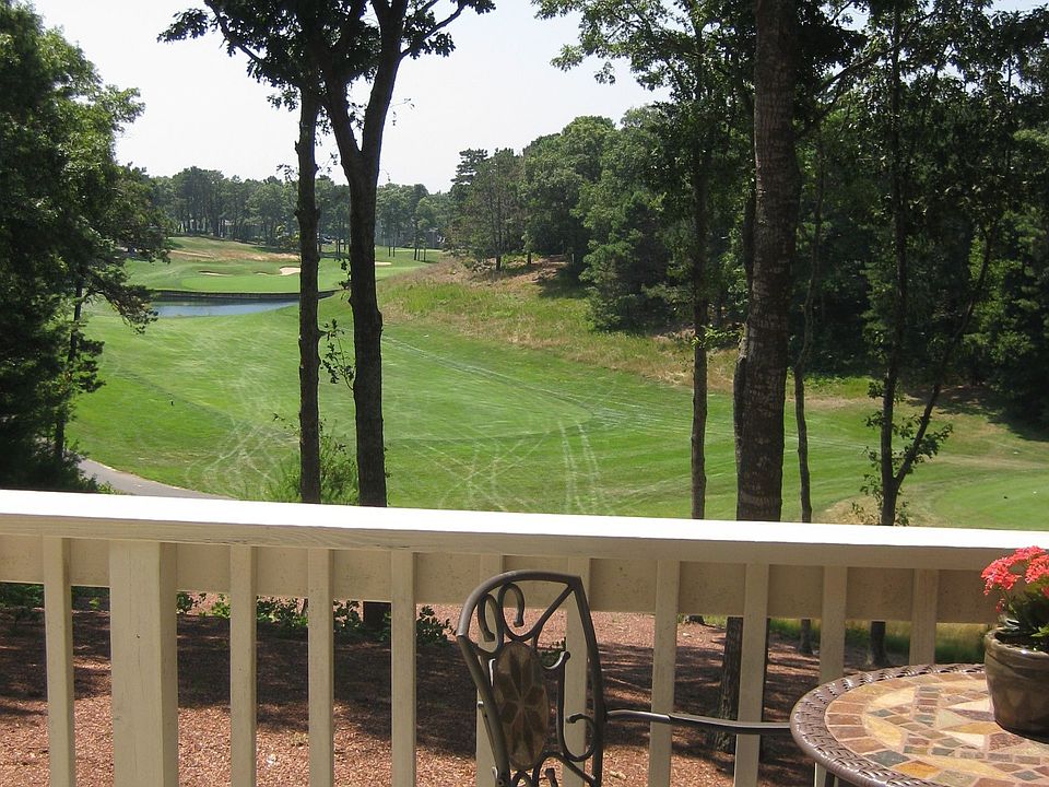 2nd image of 183 Walton Heath Way