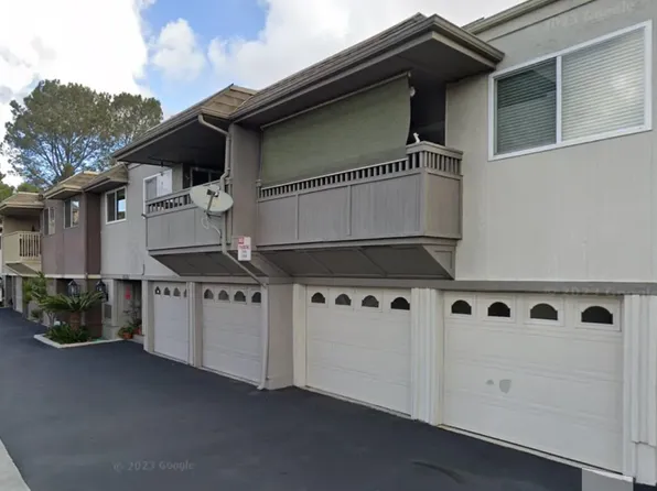 6330 Caminito Lazaro, San Diego, CA 92111