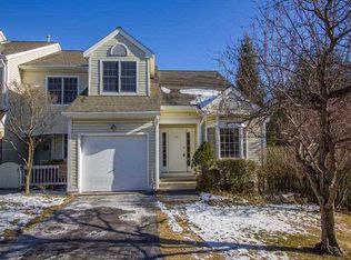 77 Spruce Ridge Dr, Fishkill, NY 12524