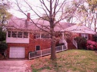 1905 Sherwood Hall Ln, Alexandria, VA 22306