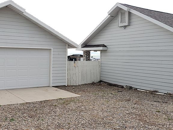 3rd image of 350 Pay Dirt Ln