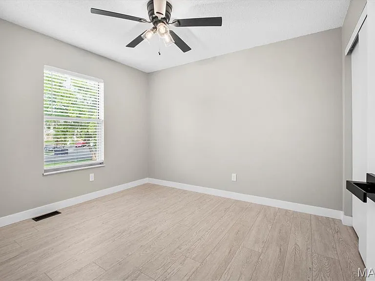 779 Boca Raton Dr #I — Photo 13