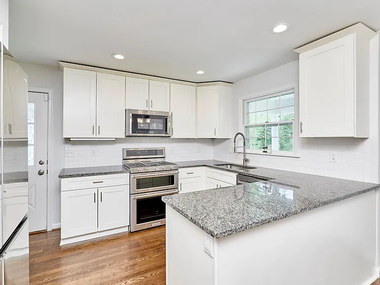 668 Stablestone Dr — Photo 22