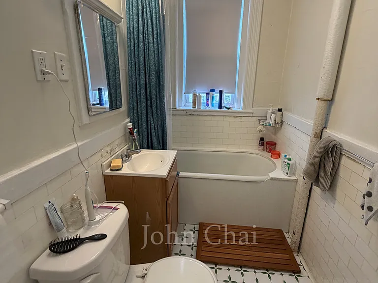 9 Egremont Rd #8 — Photo 28