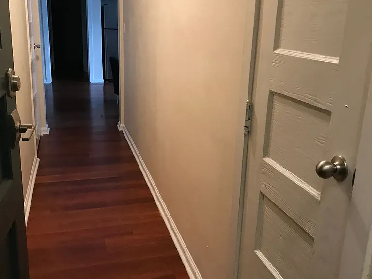 Indy Downtown Colonial Apartments — Photo 6