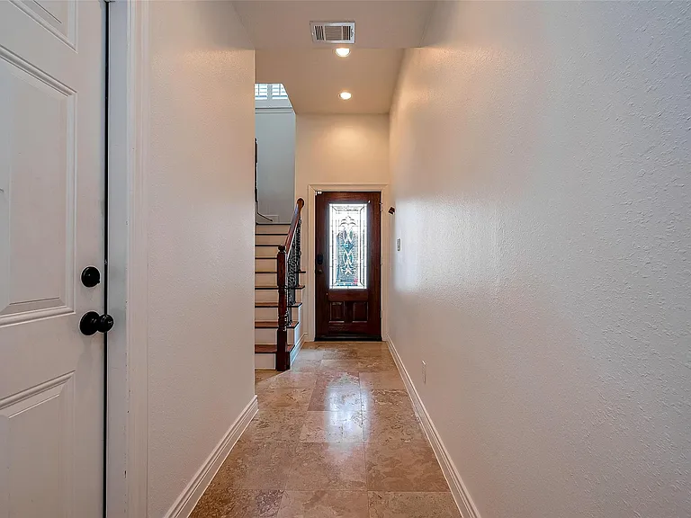 5608 Kansas St #B — Photo 11
