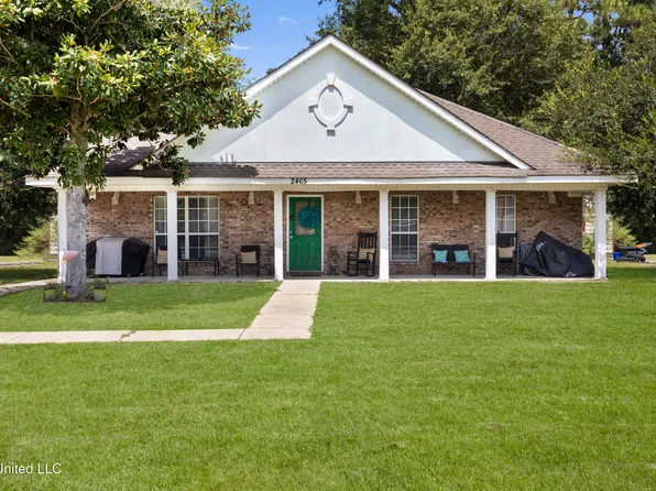2405 Highland Dr, Gautier, MS 39553