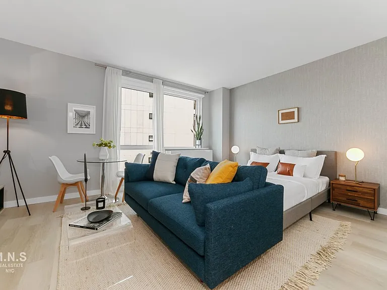 800 Flatbush Ave #702 — Photo 1