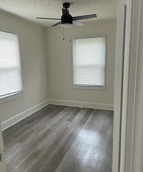 211 Wallace Ln #B — Photo 6