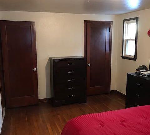 Master Bedroom (Furniture will be gone)