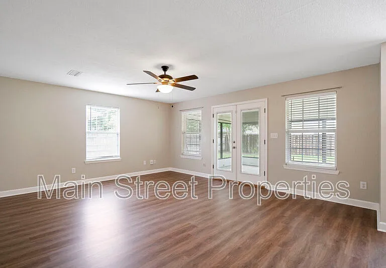 5320 Powrie Dr — Photo 2