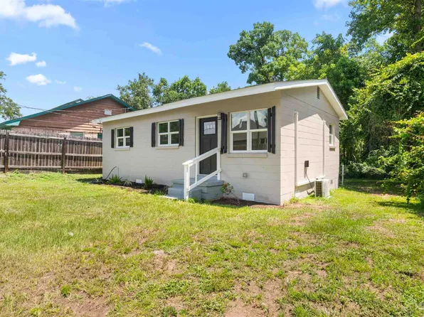 10612 Chemstrand Rd, Pensacola, FL 32514