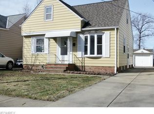 1648 Mapledale Rd, Wickliffe, OH 44092