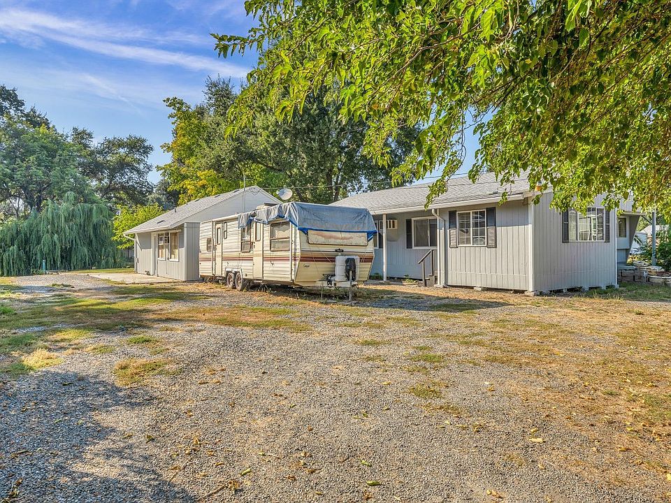 1st image of 2817 Meadow Drive