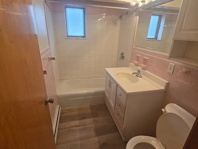 600 Henderson Ave #1 — Photo 5