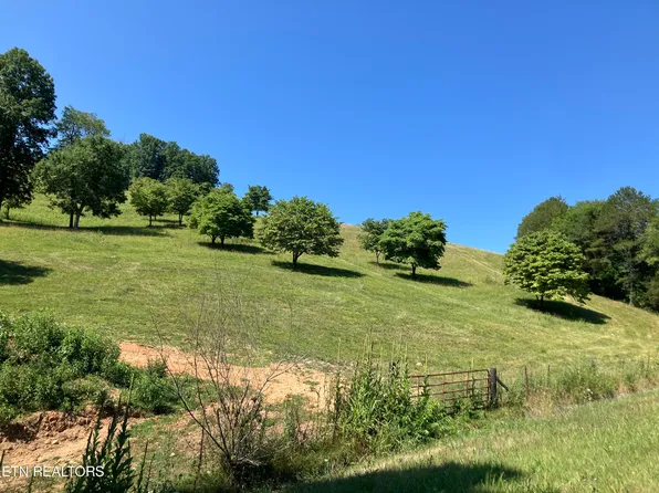 33 Highway S, New Tazewell, TN 37825