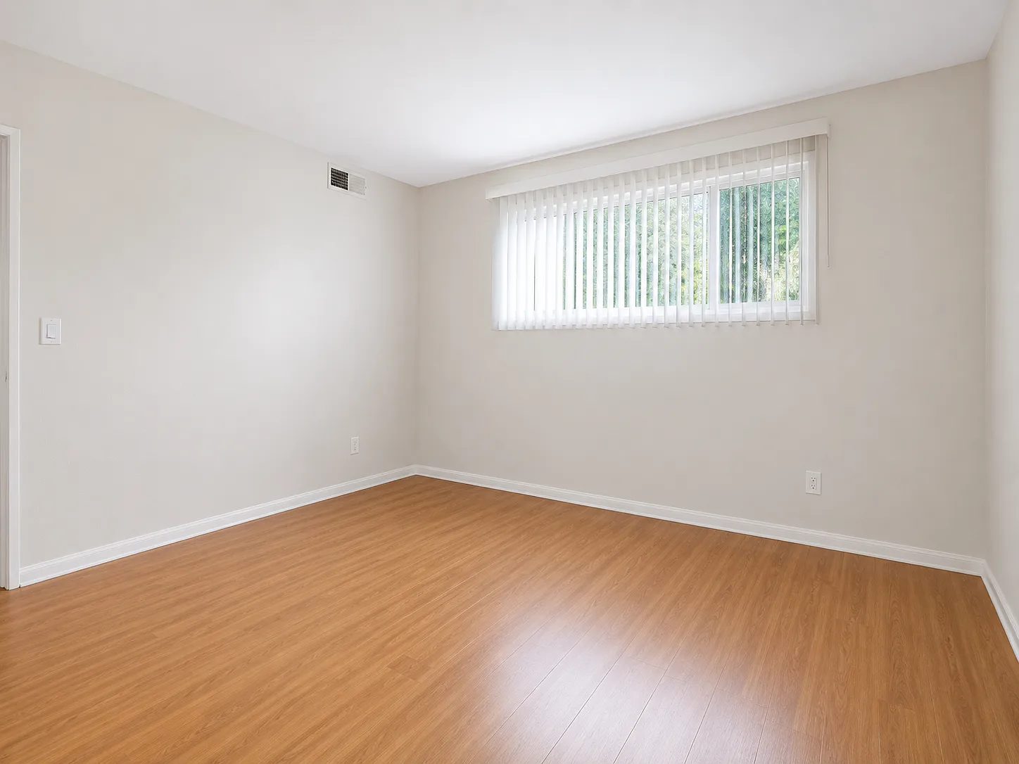 2 bed, 1.5 bath, 1071 sqft, $2,850 — Photo 3