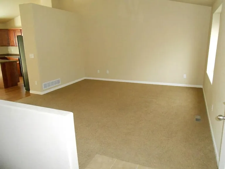 2288 Sopris Cir — Photo 3