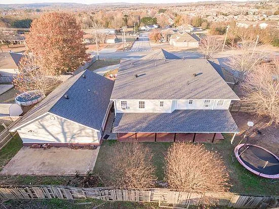 406 Rena Rd — Photo 2