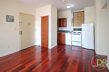 Rented by Next Door Realty NYC