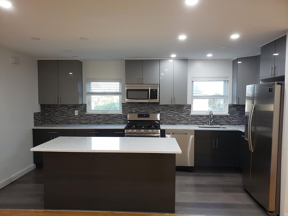 1st image of 6982 Avenue V #2