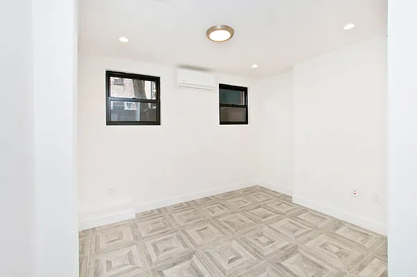 Rented by Nolita Group | media 19