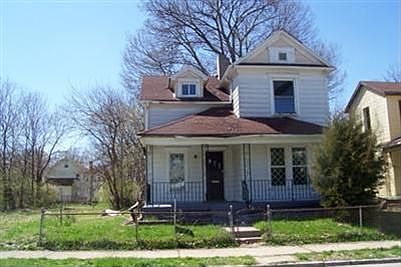 1st image of 143 N Kilmer St
