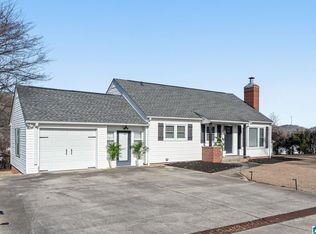 110 Adams Ave W, Oneonta, AL 35121