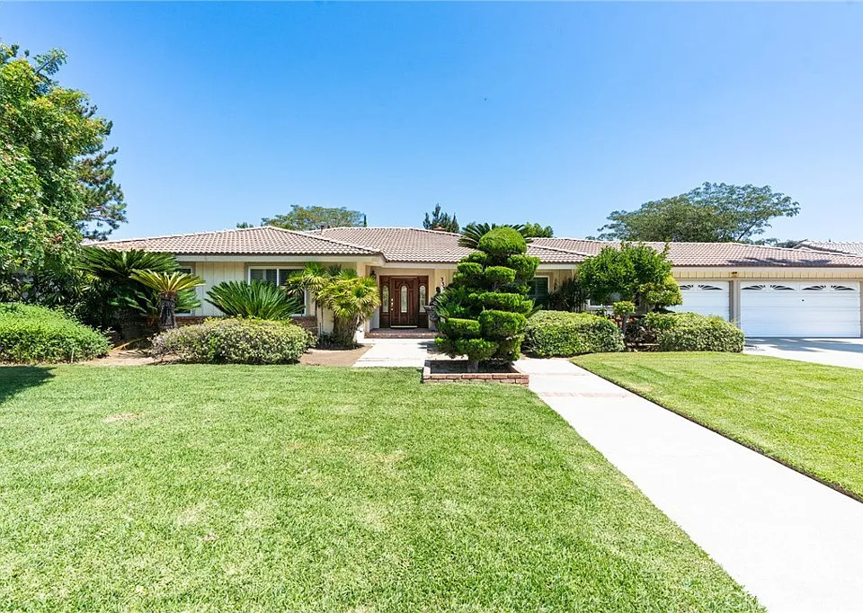 333 W Wistaria Ave
