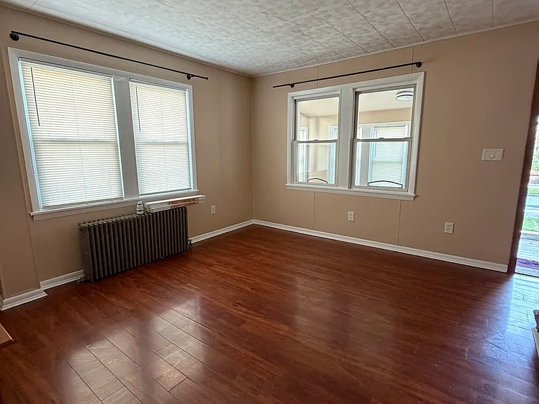 220 Harrison St — Photo 3