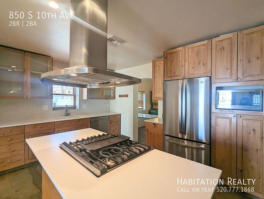 1st image of 850 S 10th Ave