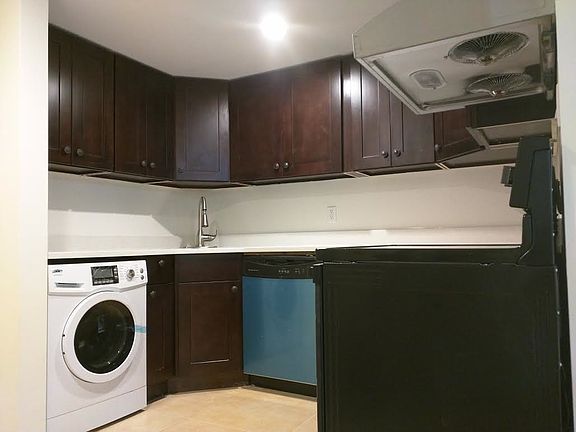 2nd image of 6506 Grand Central Pkwy APT 1A