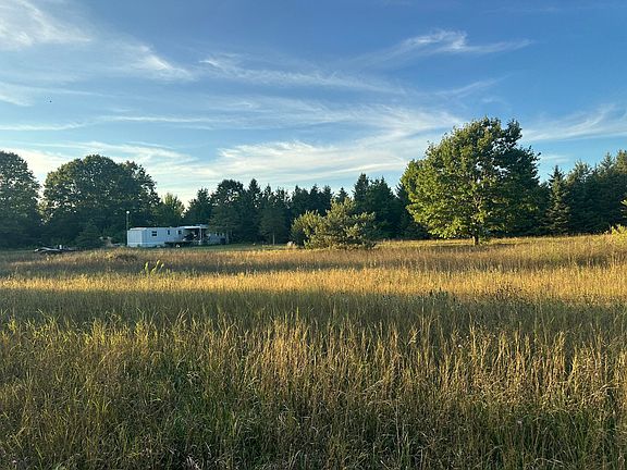 2nd image of 1075 E Madison Rd