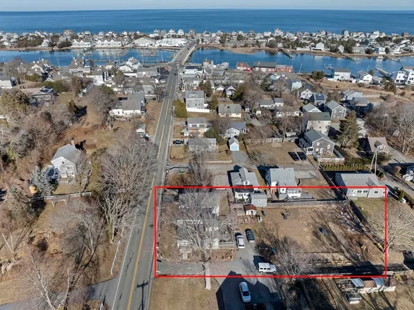 63 Sea St, Marshfield, MA 02050