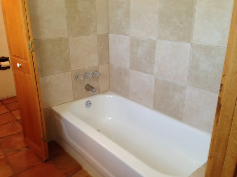 126 E San Mateo Rd — Photo 7