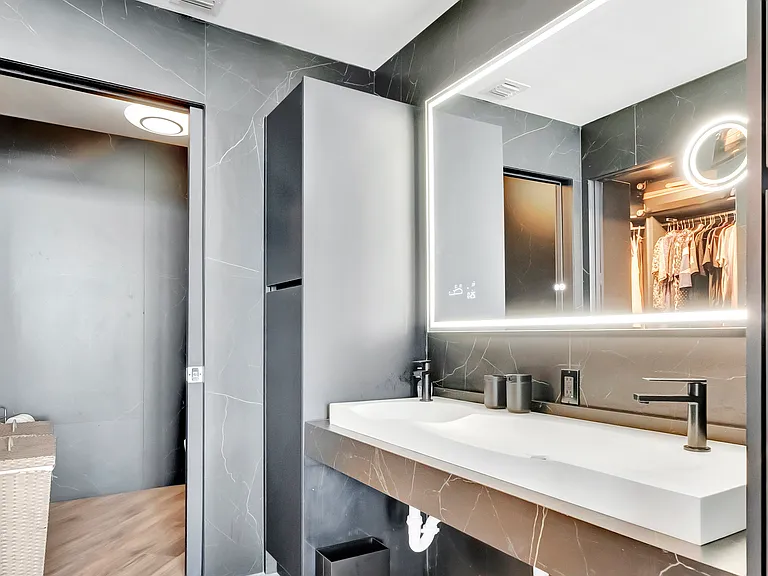 2020 N Bayshore Dr #3409 — Photo 13