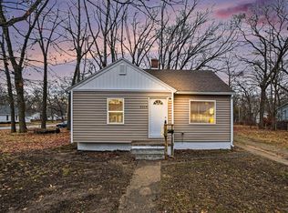 3304 Waalkes St, Muskegon Heights, MI 49444