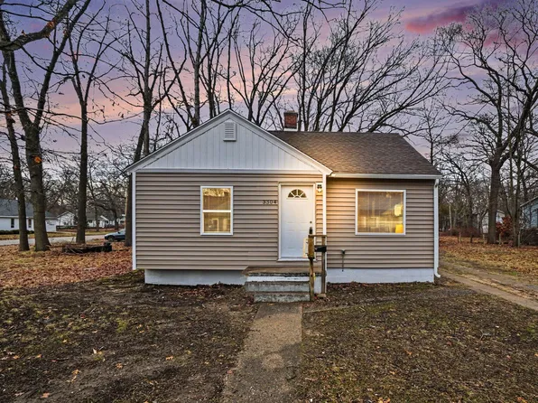 3304 Waalkes St, Muskegon Heights, MI 49444