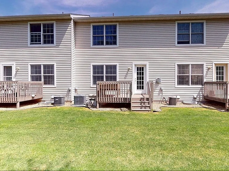 3057 Venice Ln NW — Photo 52
