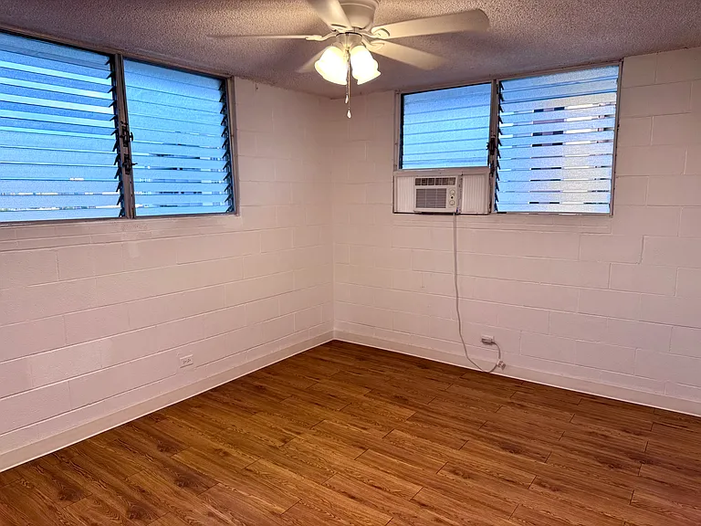 1479 Thurston Ave #305 — Photo 7