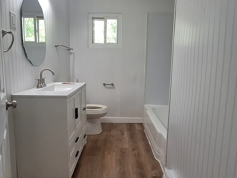 3718 Danube Ln — Photo 24